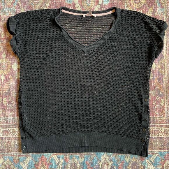 Womens XS Victorias Secret Black Knit Short Sleeve Top- Coverup/side buttons - Picture 1 of 8
